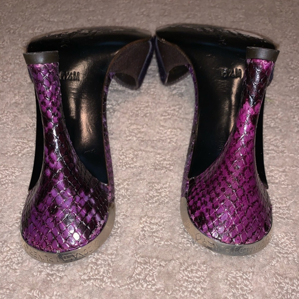 Purple fur snakeskin Donald Pliner slides - Picture 3 of 9